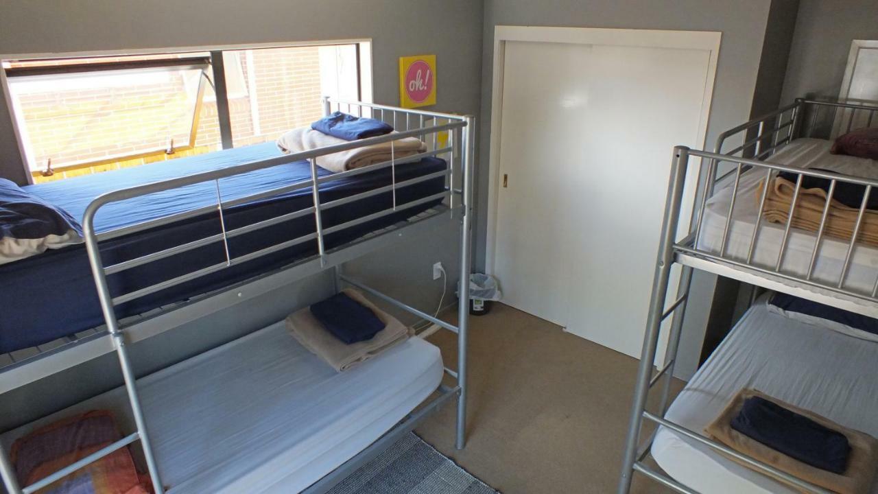 Bay Adventurer Backpackers & Apartments Paihia Dış mekan fotoğraf