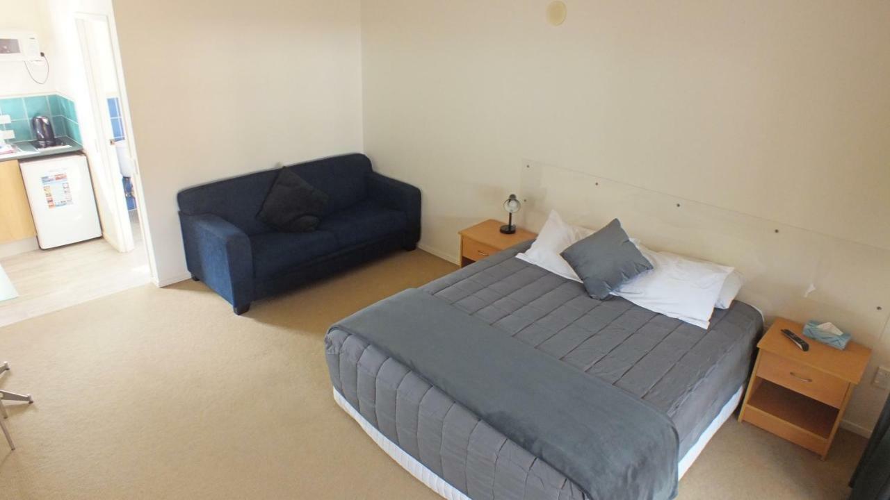 Bay Adventurer Backpackers & Apartments Paihia Dış mekan fotoğraf